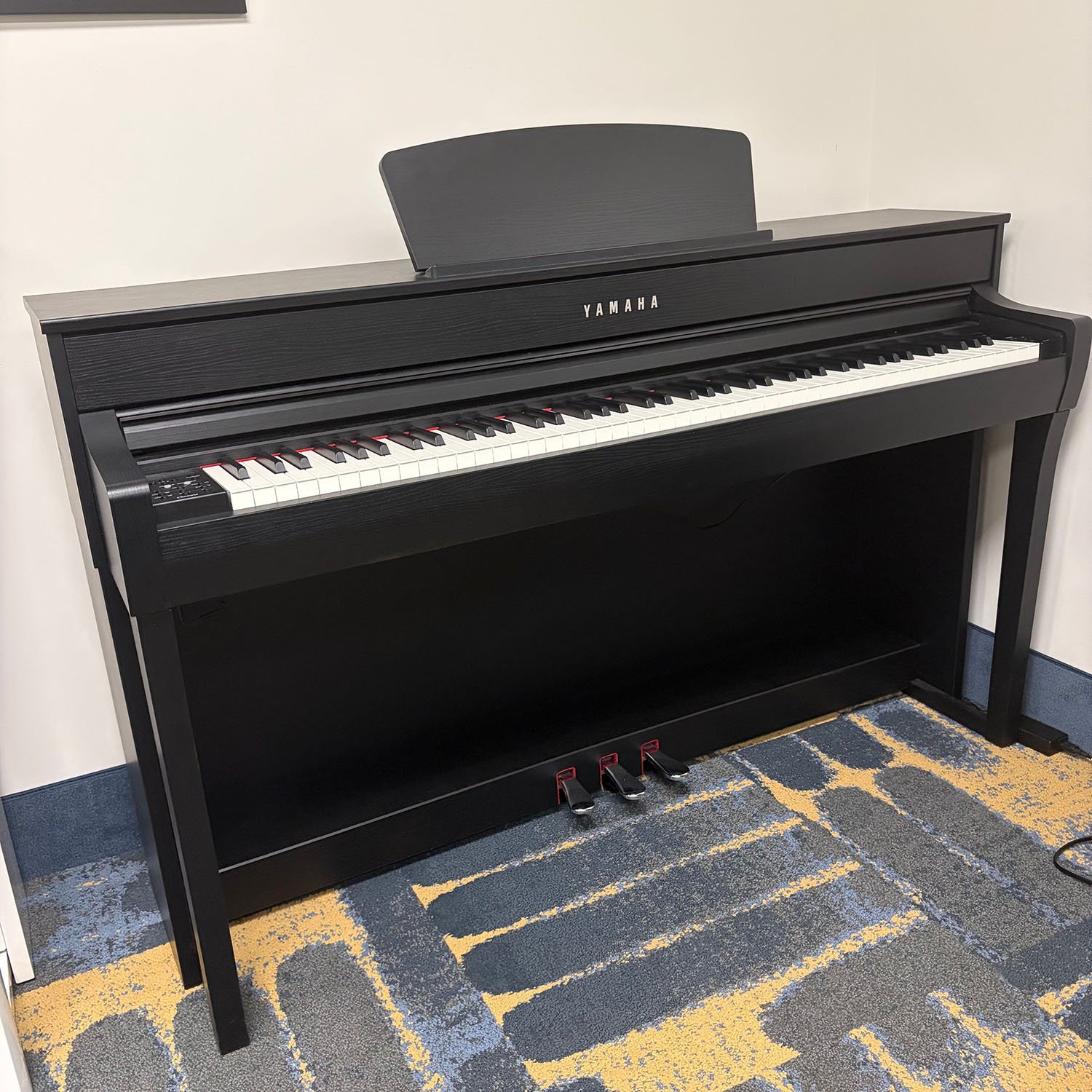Yamaha Piano, Model CLP735B Matte Black, 2021