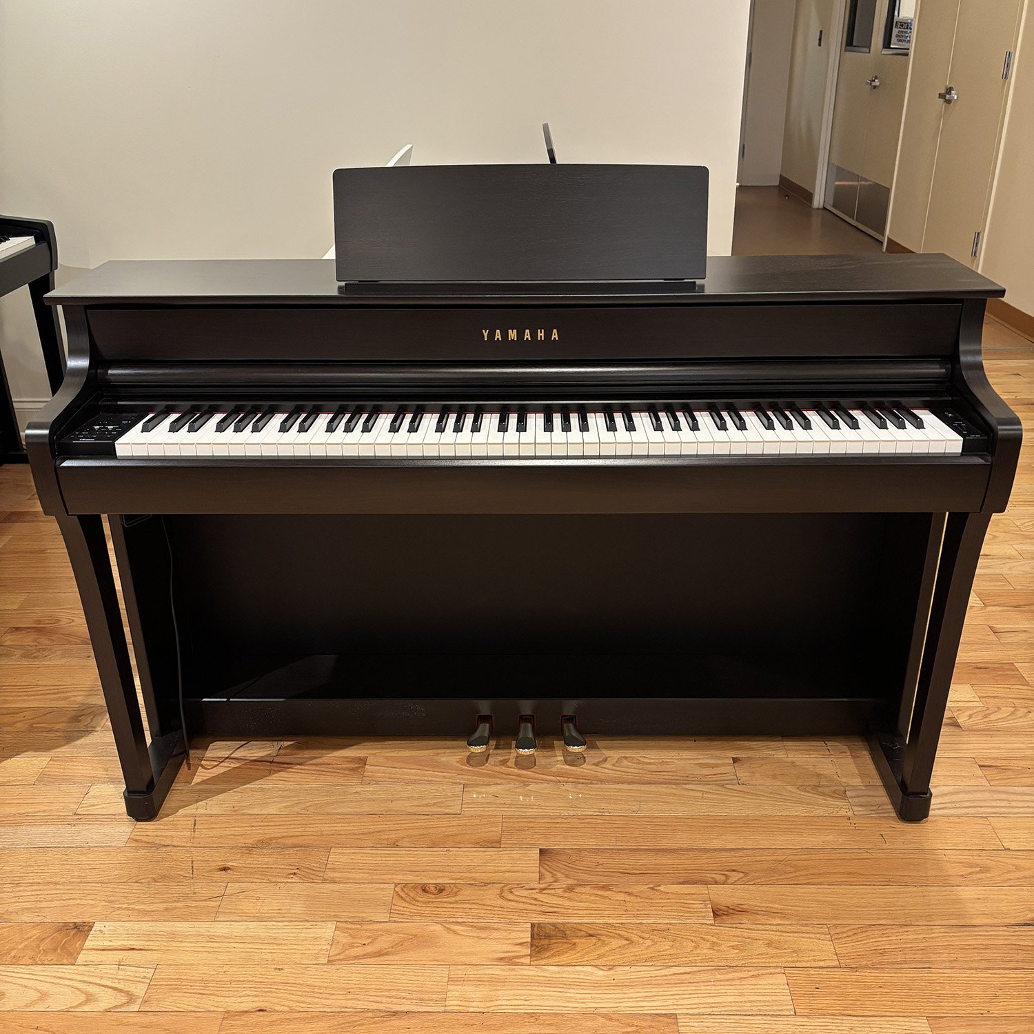 Yamaha Piano, Model CLP835R Rosewood, 2024