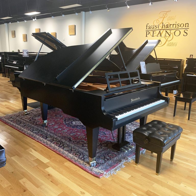 Used piano
