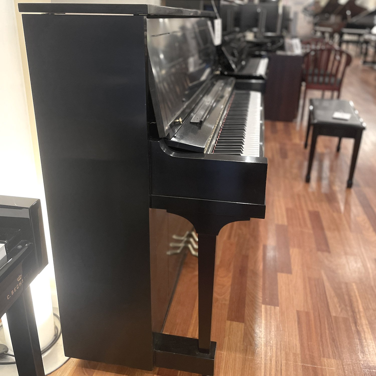 Used piano