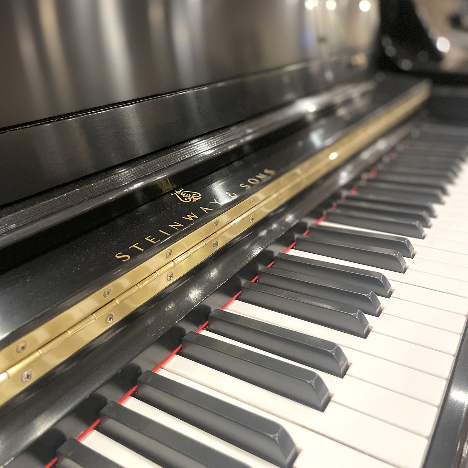 Used piano