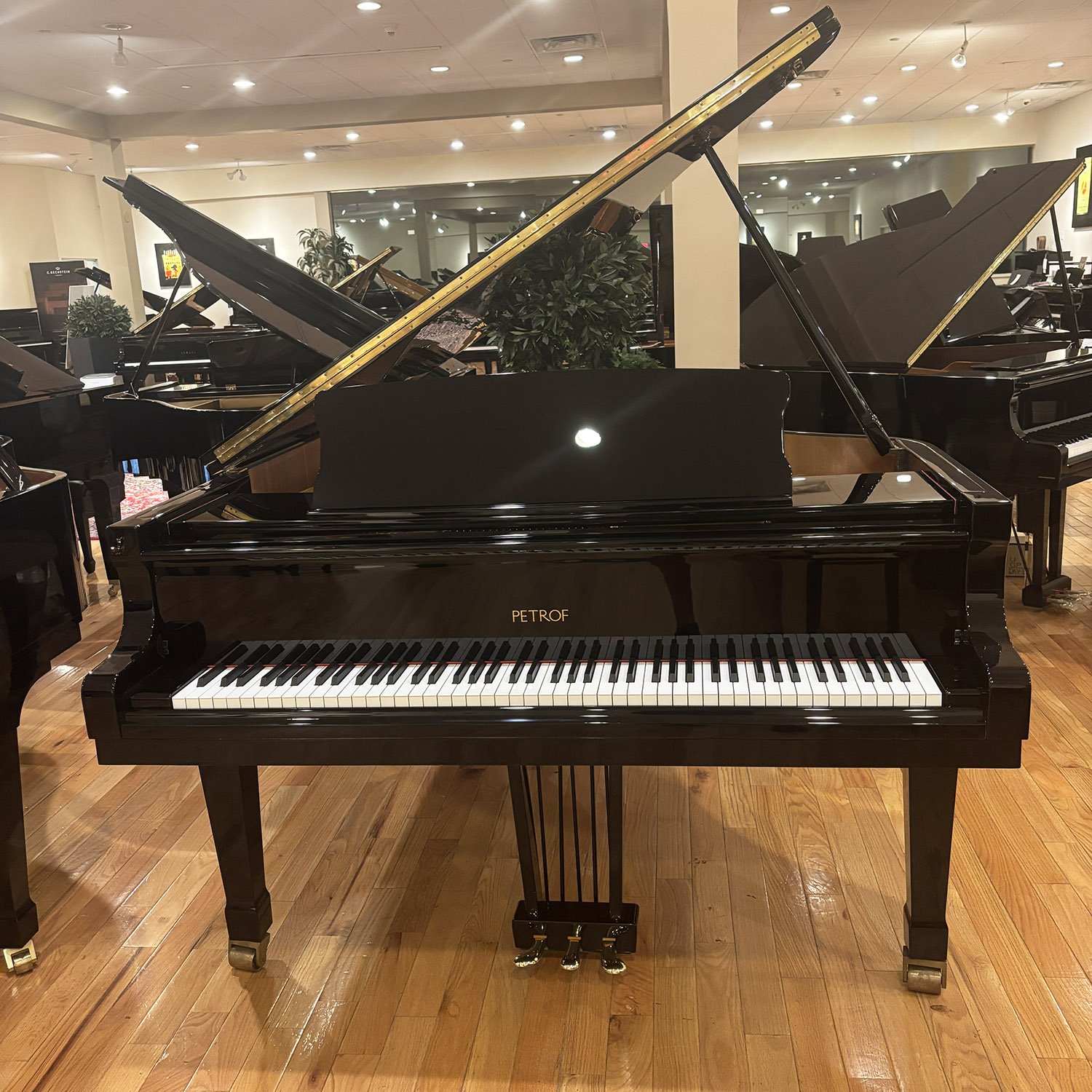 Used piano