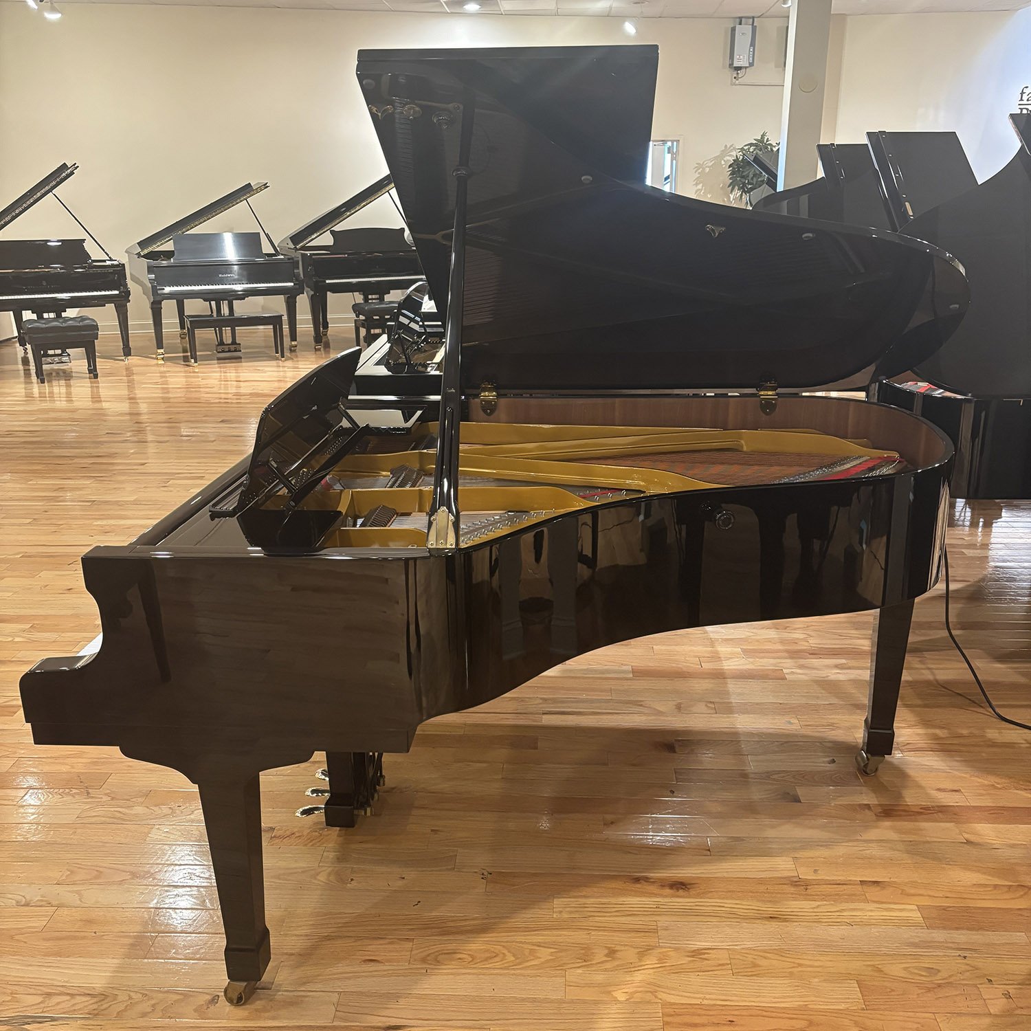 Used piano