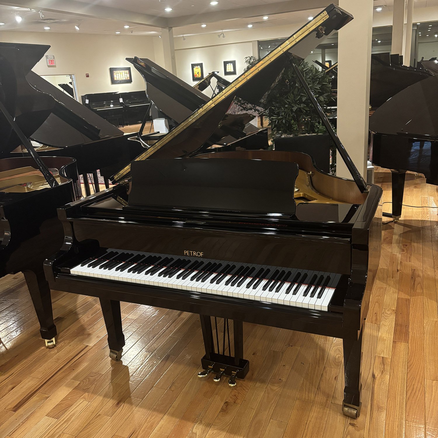 Used piano