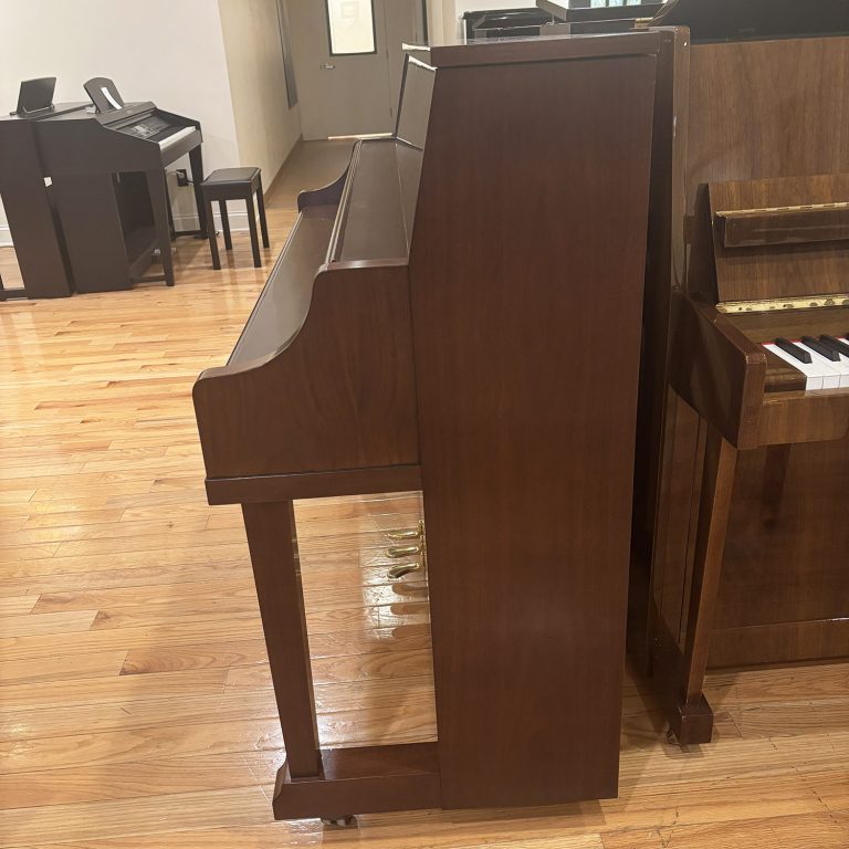 Used piano