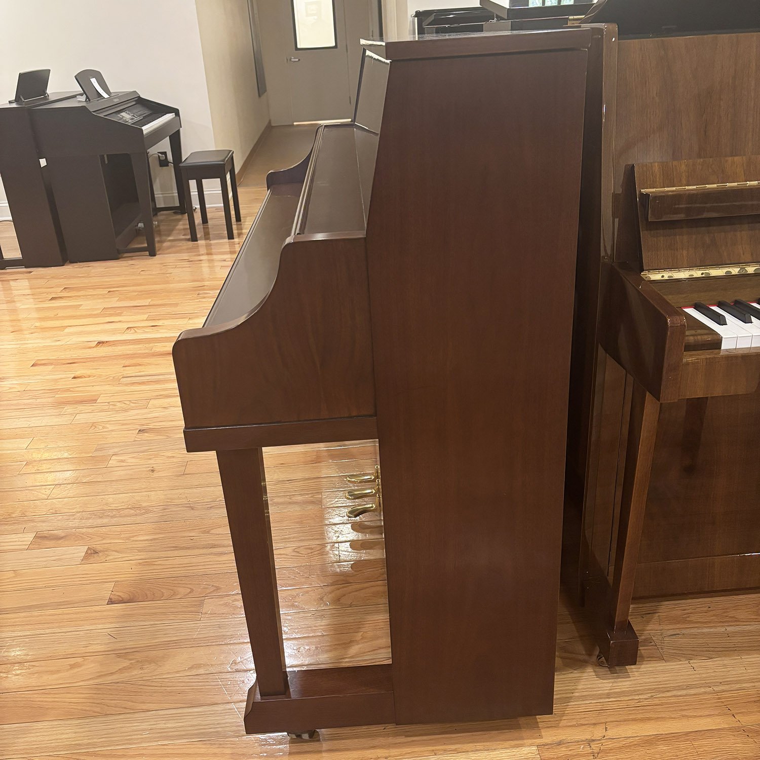 Used piano