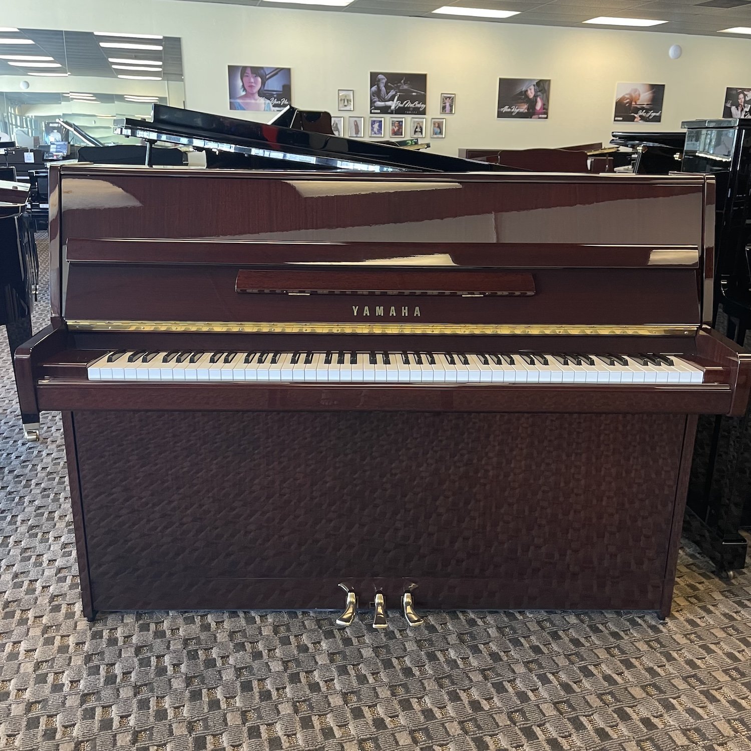 Yamaha Piano, Model M1F Polished Mahogany, 1999