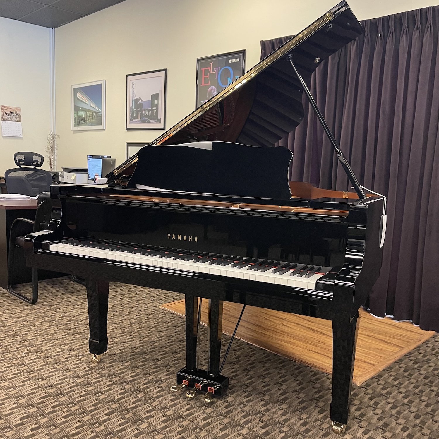 Used Piano